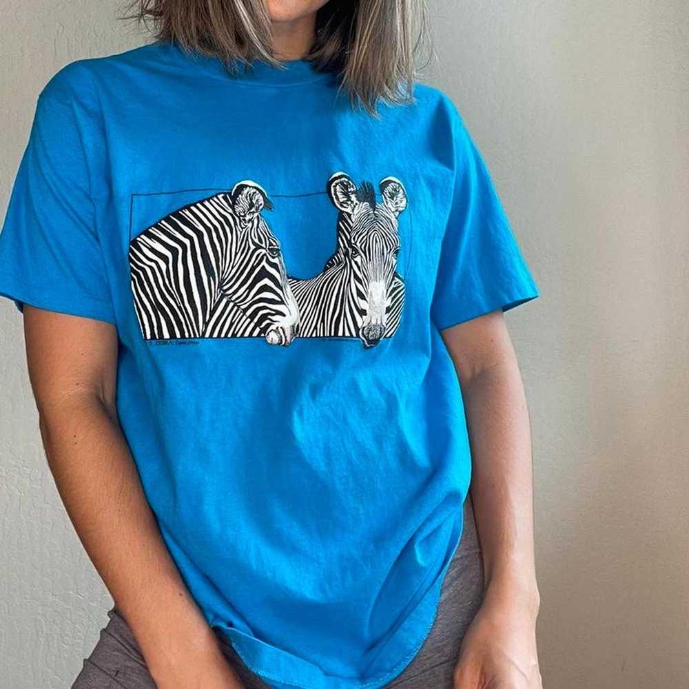 90' Vintage Blue Zebra Graphic T-shirt - image 1