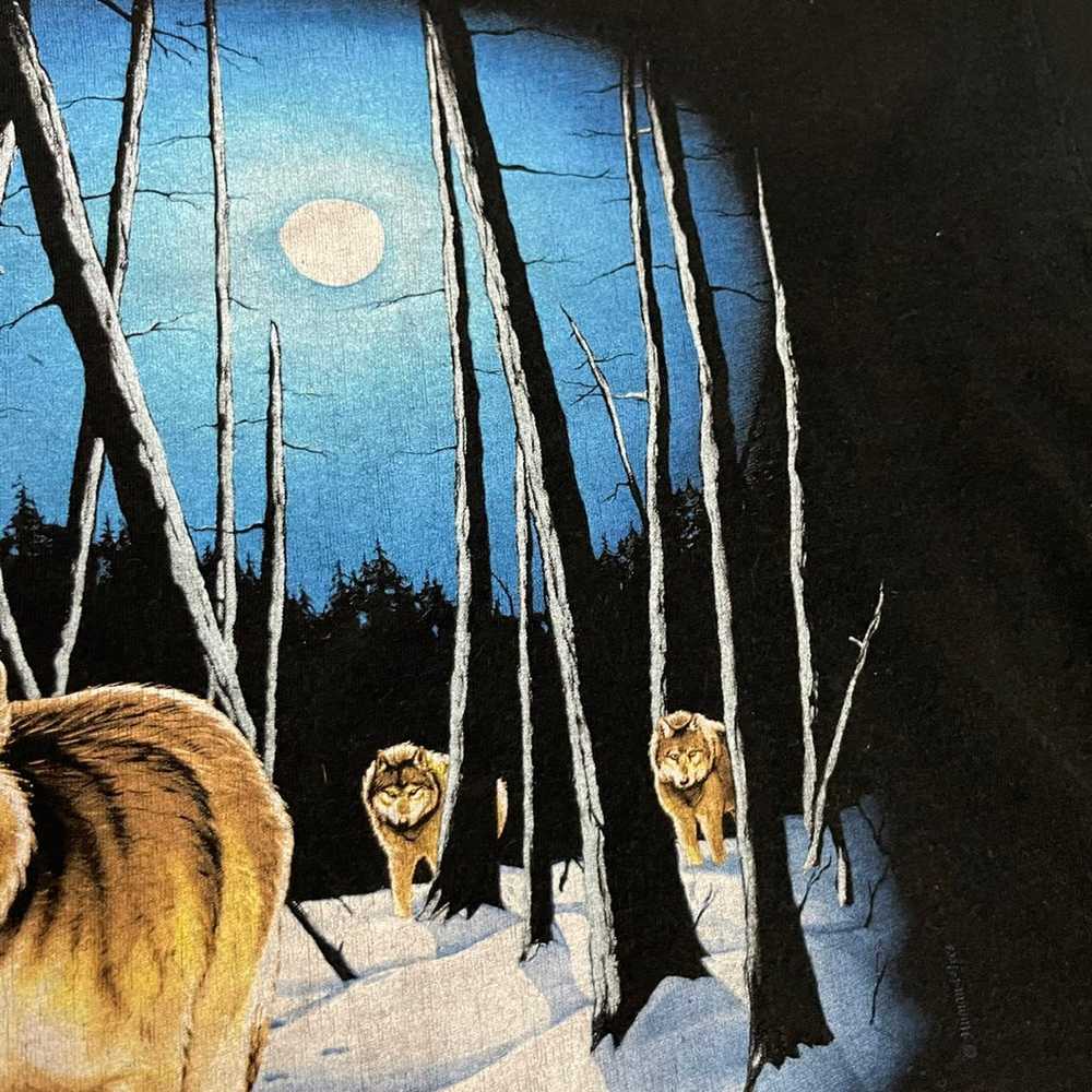 90s Wild Earth Wolf Graphic T-shirt Size Large - image 6