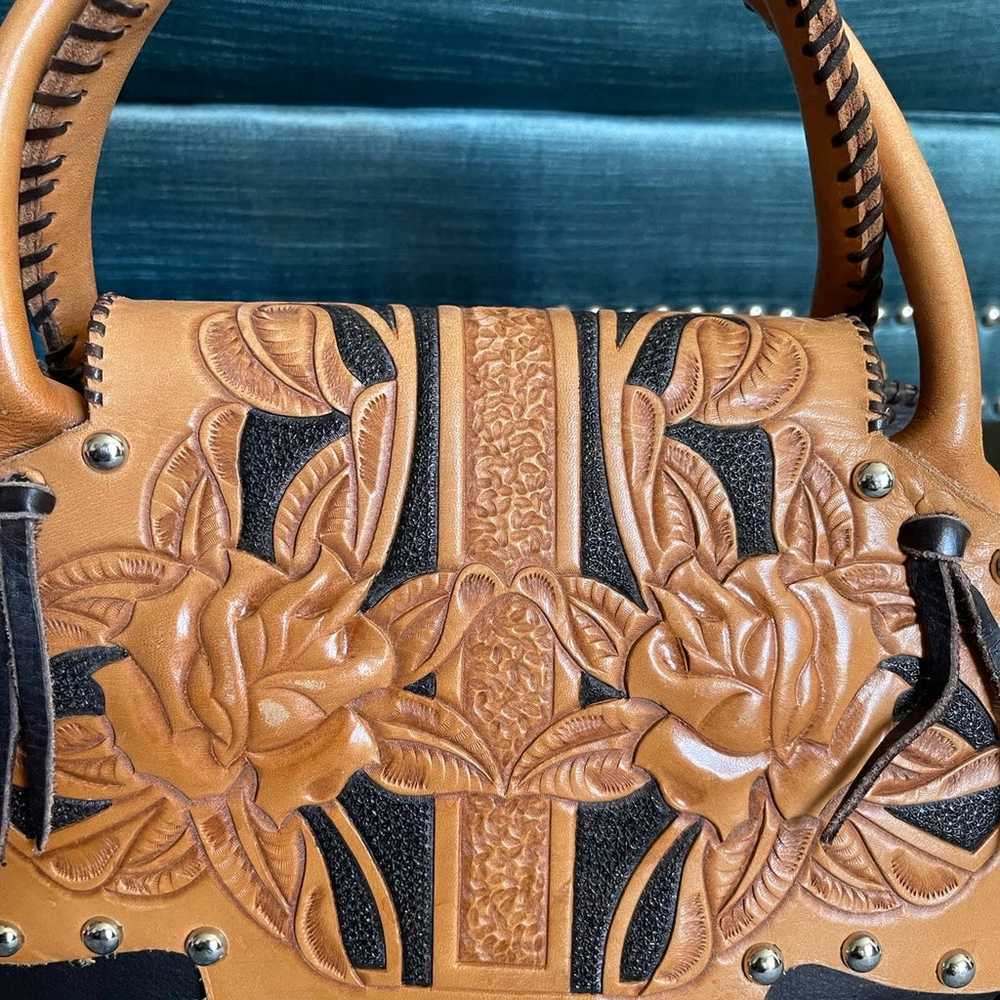 Hand tooled leather bag - image 3