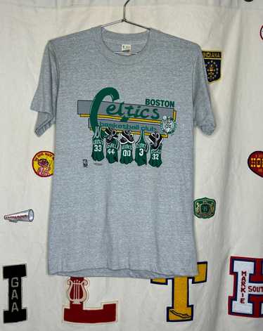 Vintage Boston Celtics NBA T-Shirt: Small
