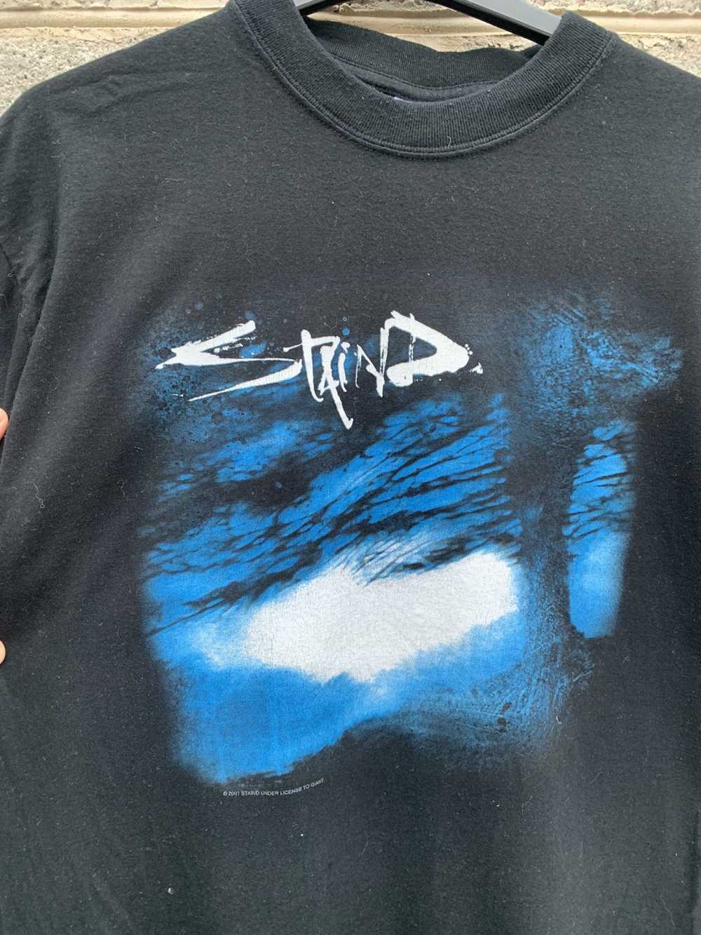 Band Tees × Rock T Shirt × Vintage 2001 Staind Br… - image 2