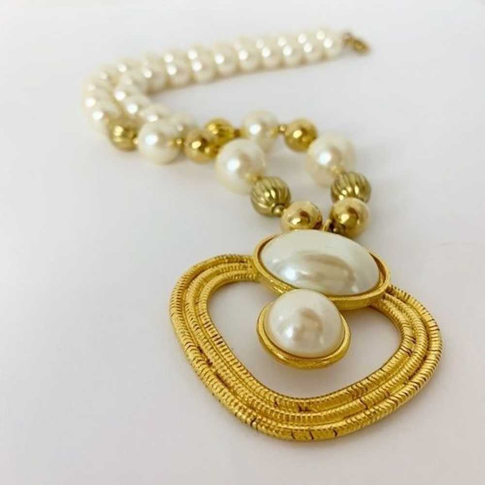 Vintage Pearl imitation Chunky Pendant Necklace - image 2