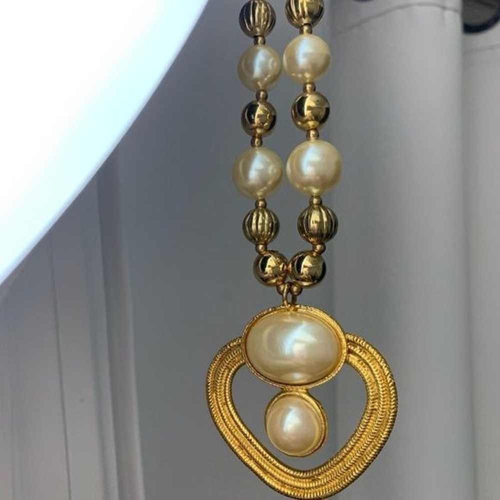 Vintage Pearl imitation Chunky Pendant Necklace - image 9