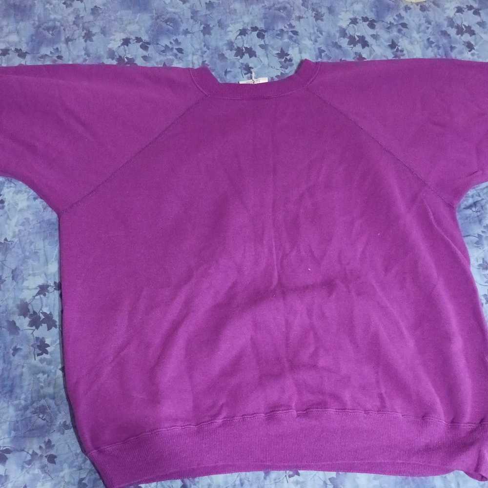 Purple 90s Women's guess?? momma bear sweatshirt - image 2