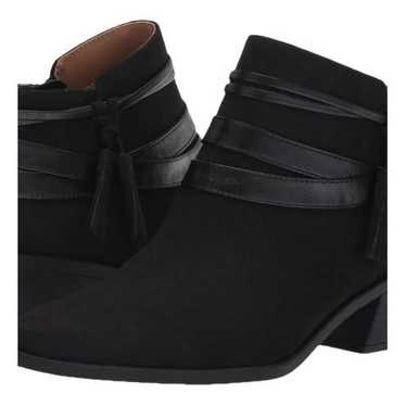 Life Stride Ankle boots