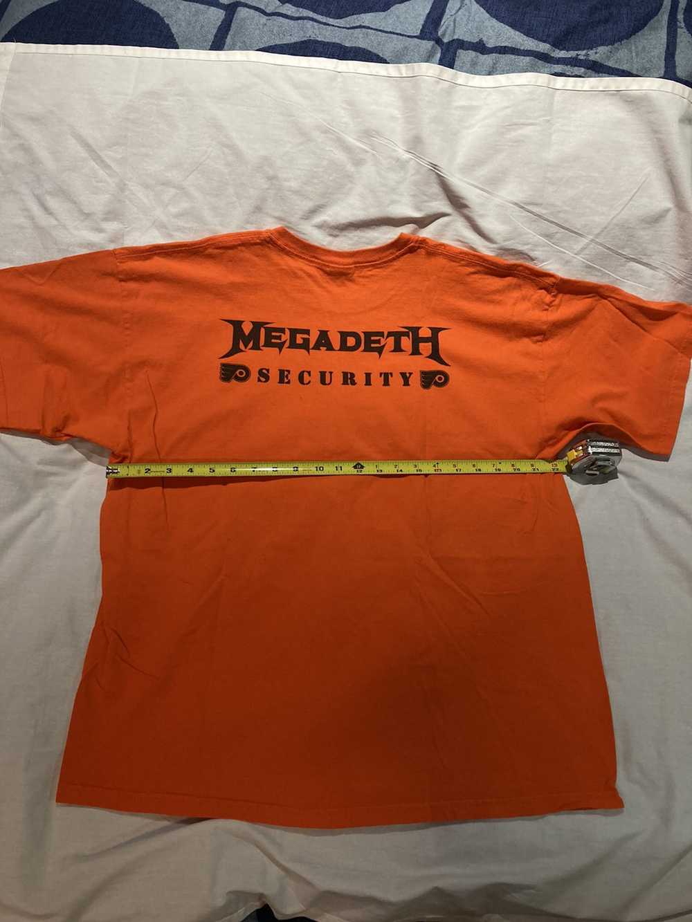 Gildan Philadelphia Flyers x Megadeth Security T-… - image 7
