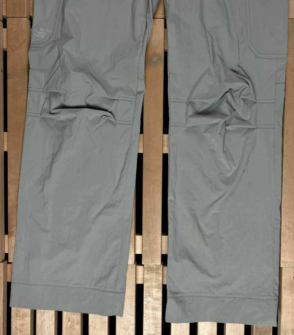 Arc'Teryx × Outdoor Life Women’s Outdoor Pants Ar… - image 3