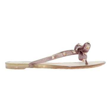 Valentino garavani rockstud bow metallic jelly thong discount sandals