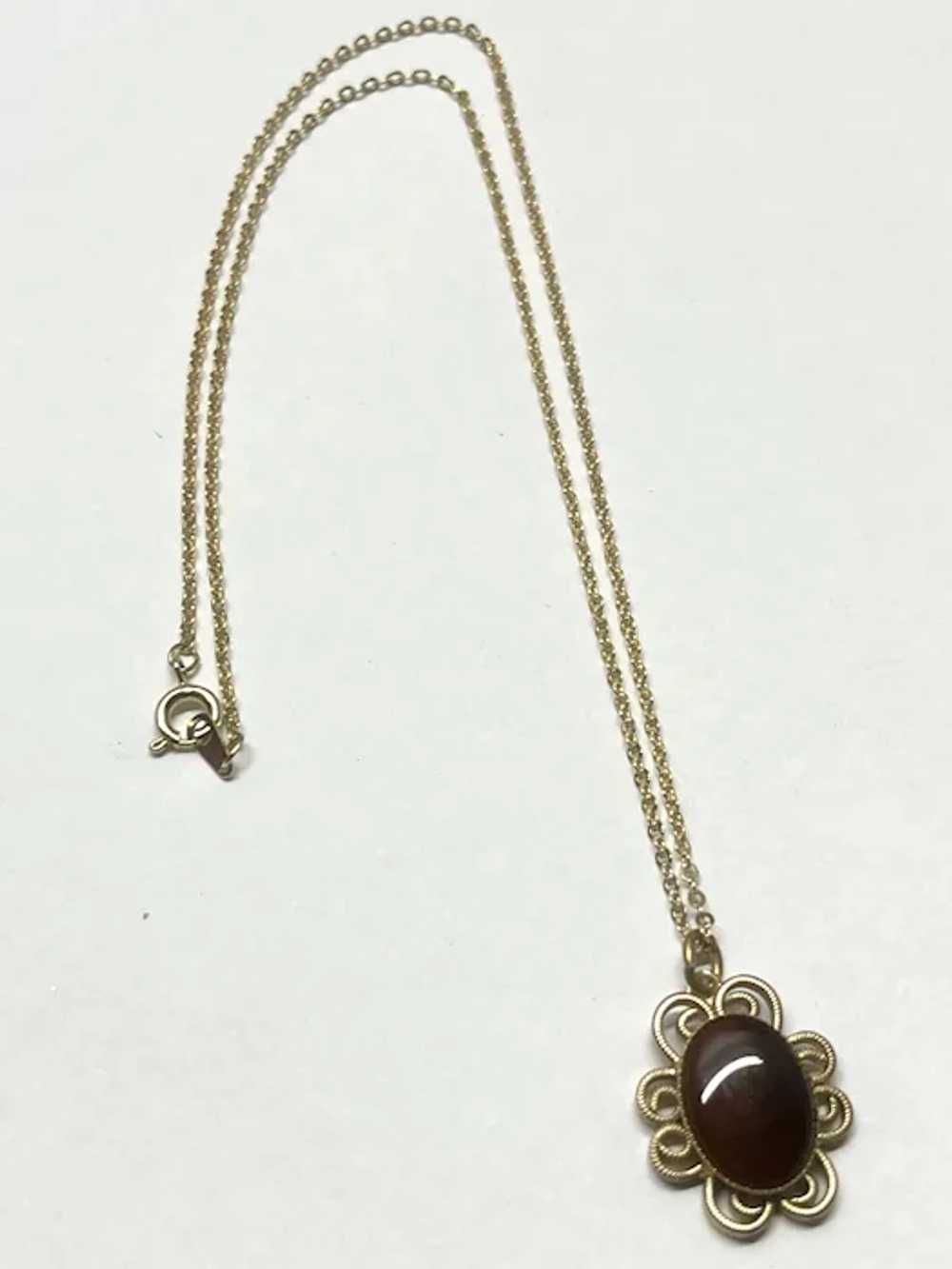Vintage stone flower pendant charm necklace - image 2
