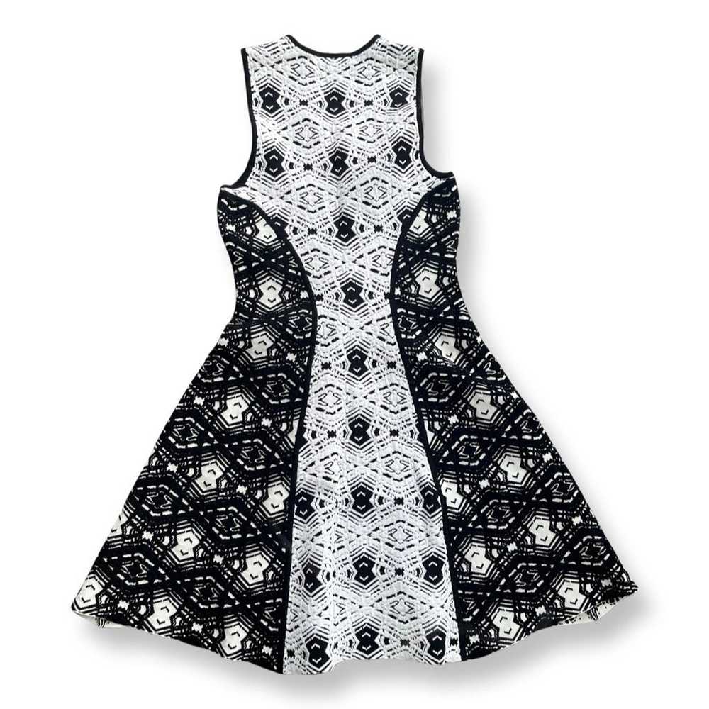Parker Naima Jacquard Knit Dress in Black and Whi… - image 3
