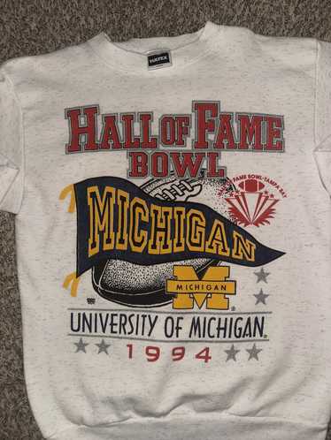 Vintage Vintage Hall of Fame Bowl Michigan 1994