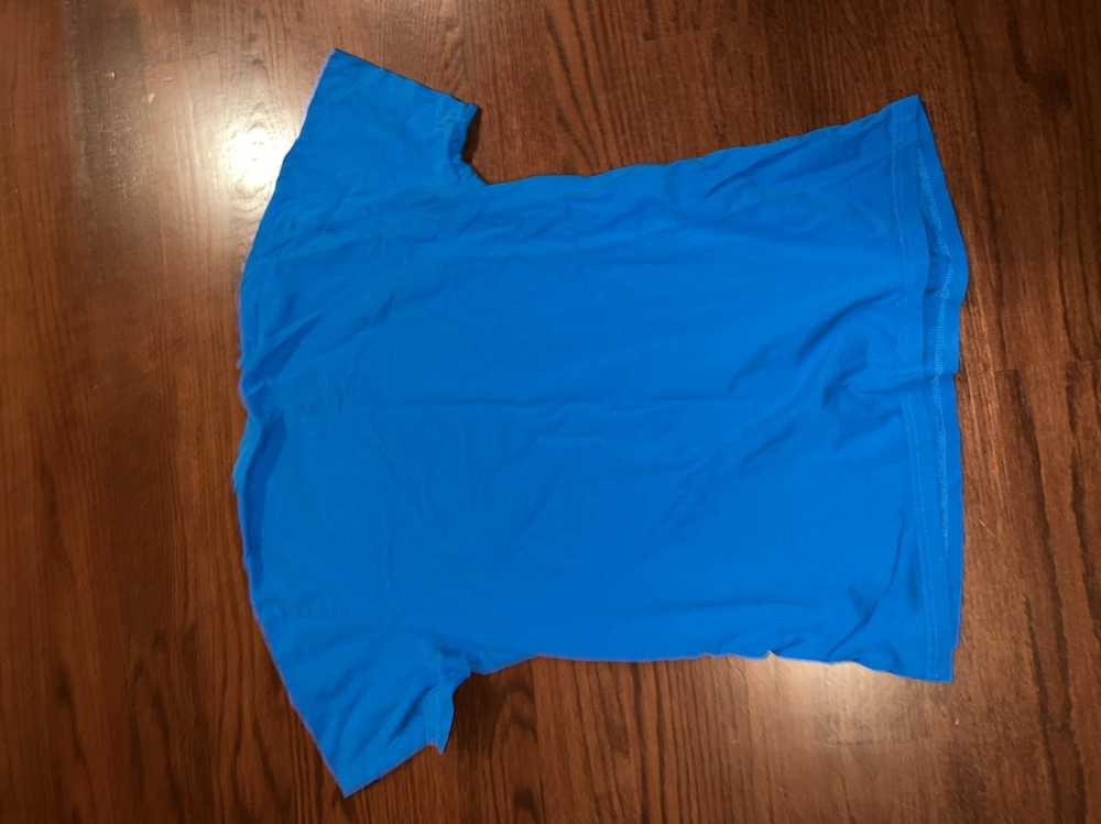 Arc'Teryx Blue ArcTeryx Short Sleeve - image 3