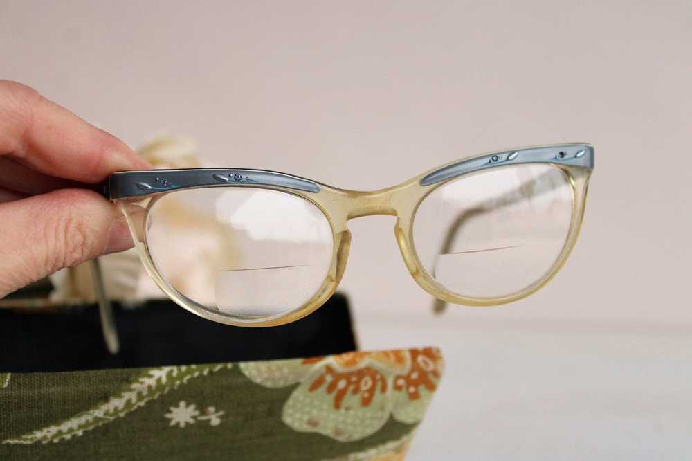 Vintage Vintage 1950s Cat Eye Glasses With Case, … - image 9