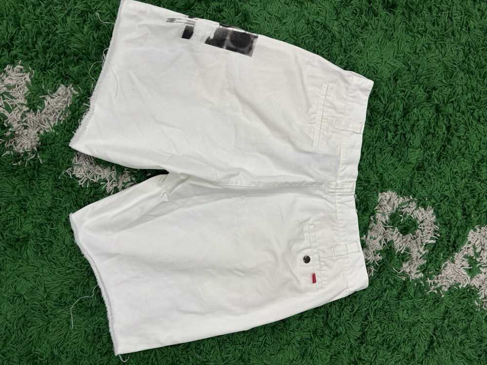 Supreme Supreme White Cargo Shorts XL - image 2