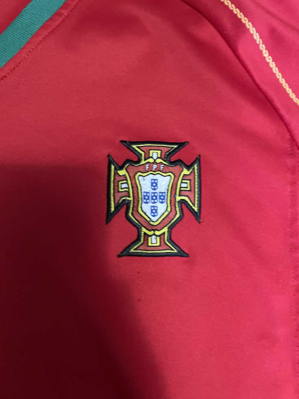 Soccer Jersey Portugal Vintage Kit - image 3