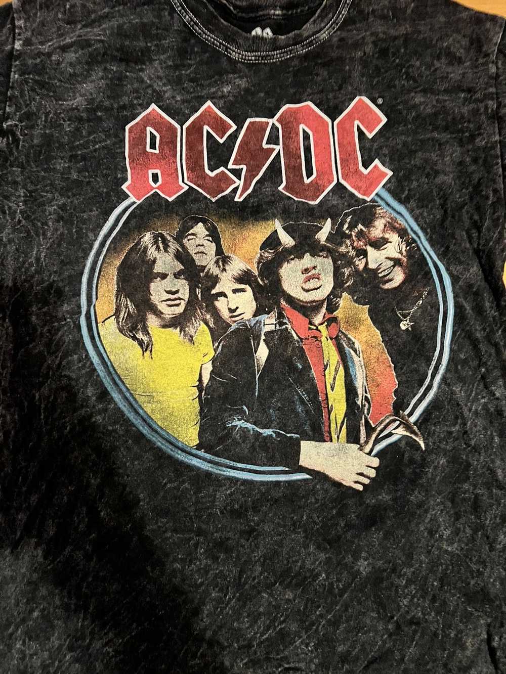 Ac/Dc Rare vintage 1979 Ac/Dc concert T-Shirt - image 2