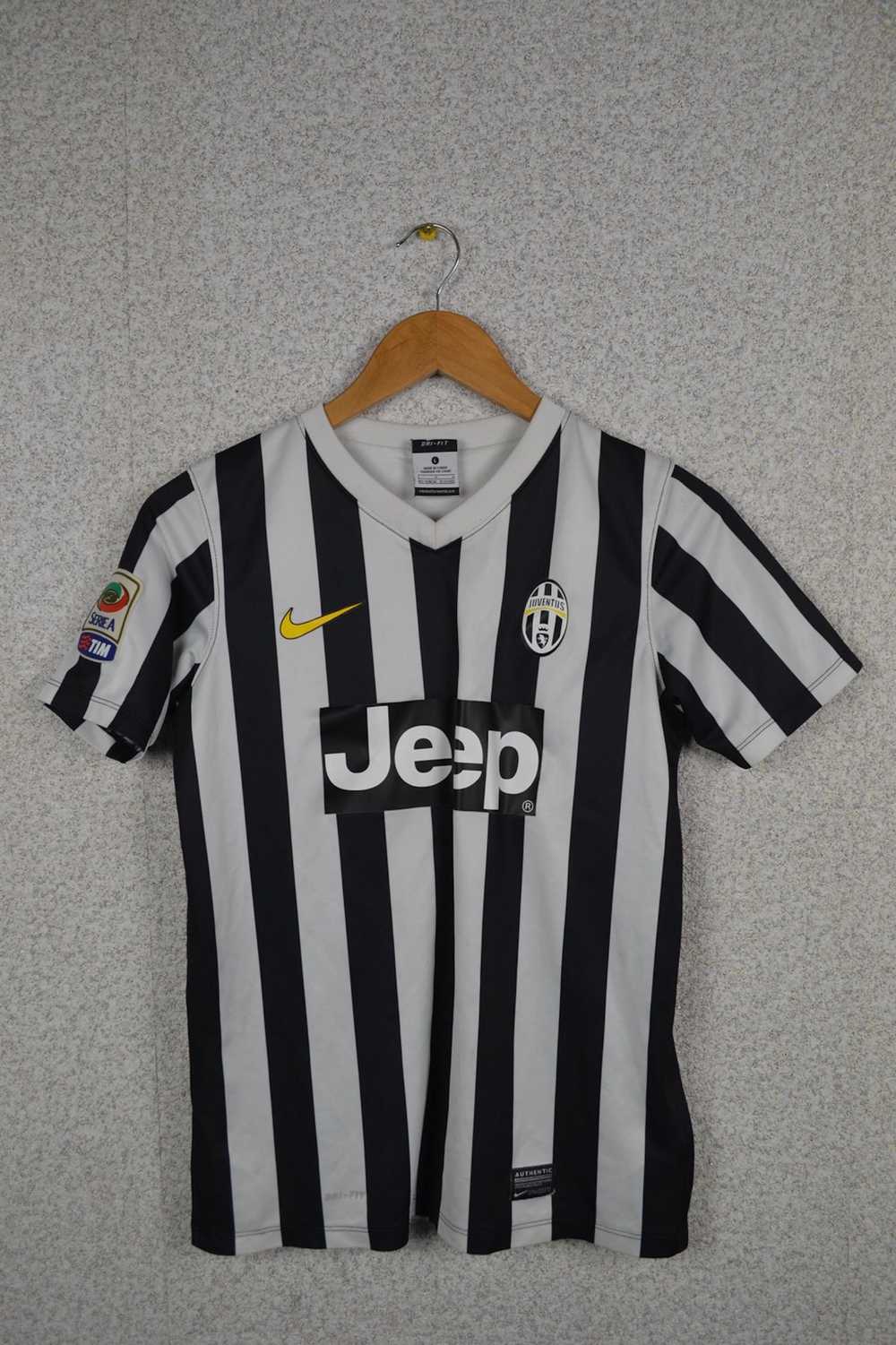 Nike × Soccer Jersey × Very Rare Juventus Home Fo… - image 1