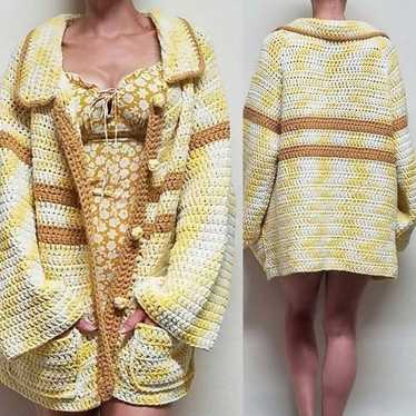 Vintage Handmade Crochet Knit Yellow Tan Button U… - image 1