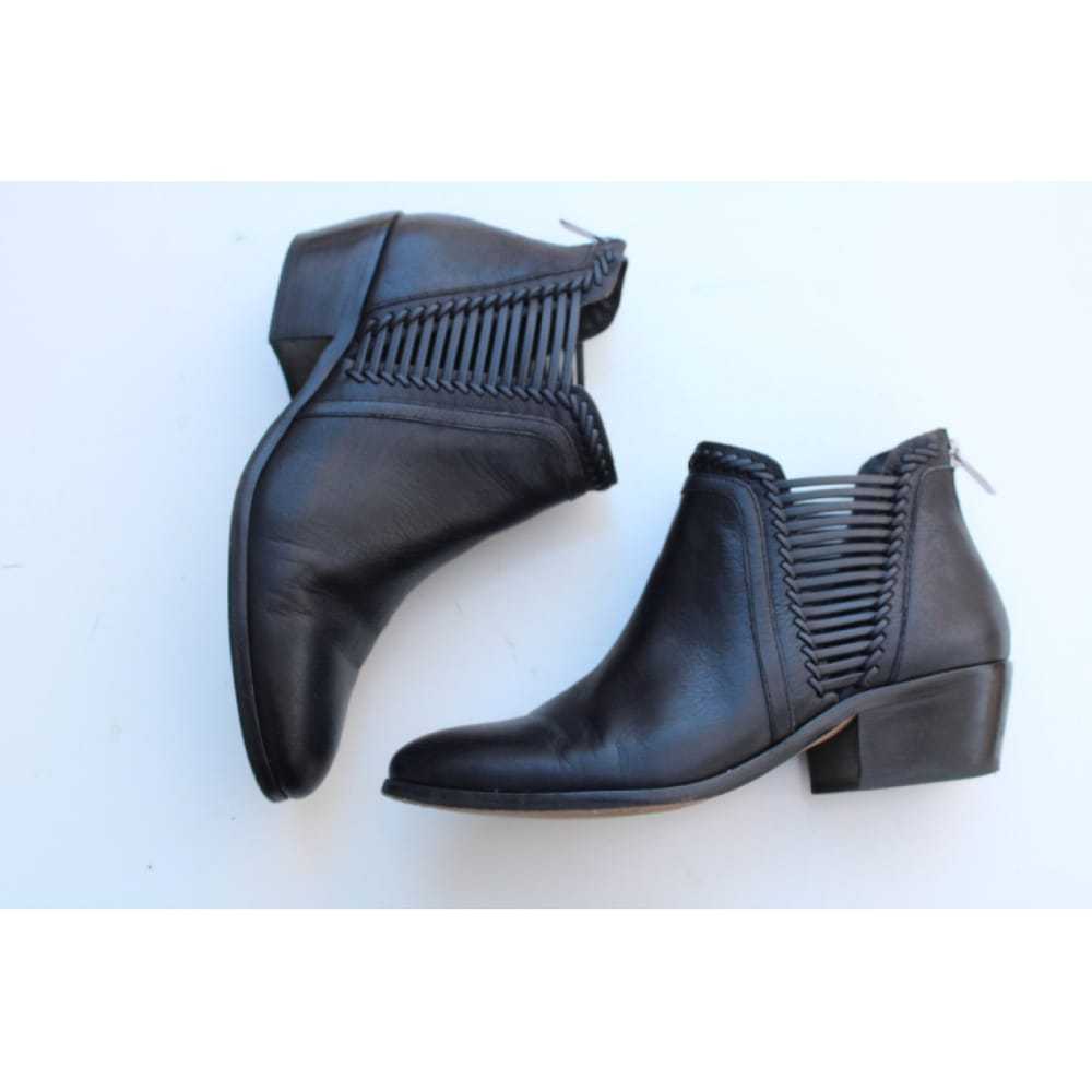 Vince Camuto Leather boots - image 9