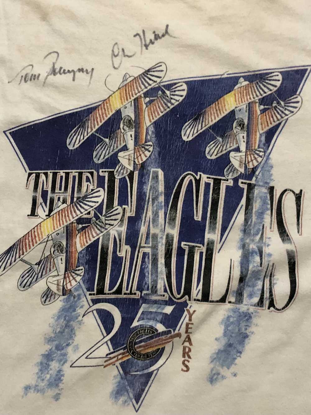 Vintage 1996 The Eagles 25 Year Anniversary Tee - image 2