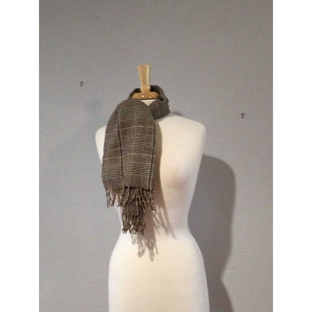 Other Handcrafted New York Scarf - image 3