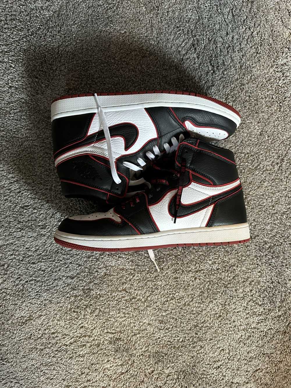 Jordan Brand × Nike Jordan 1 bloodline - image 4