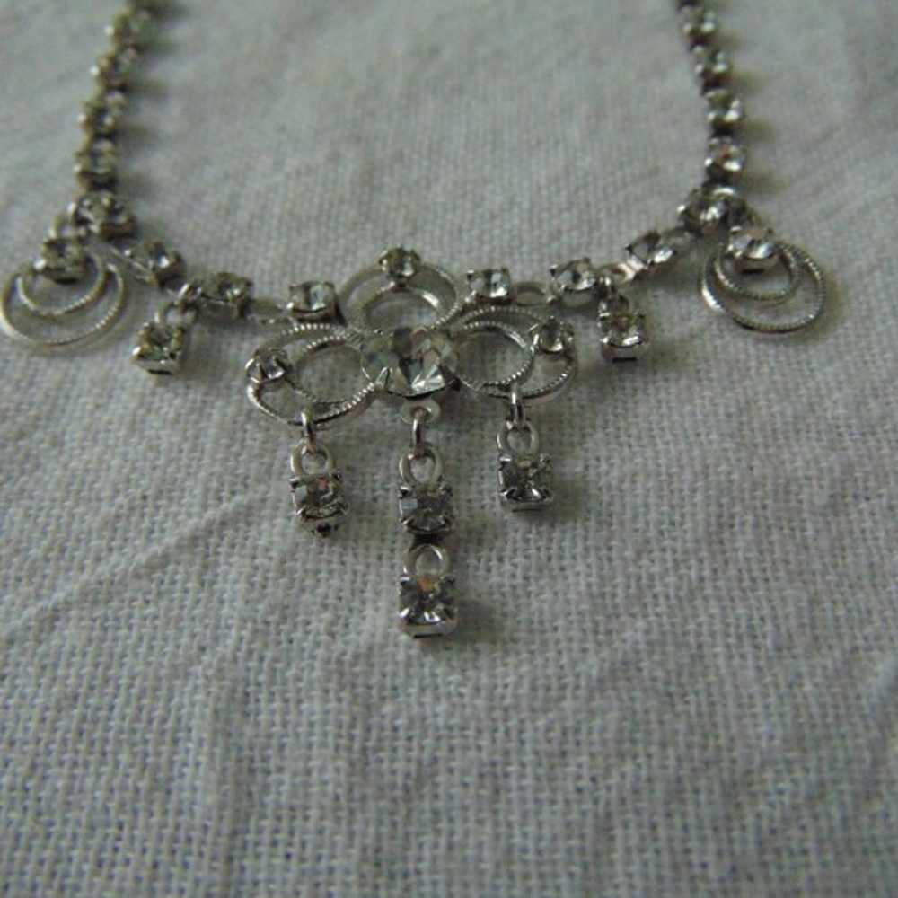 vintage sparkling crystal dangles necklace jewele… - image 3