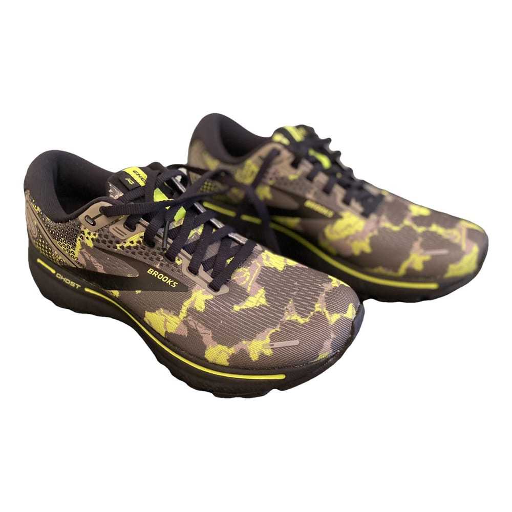 Brooks Low trainers - image 1