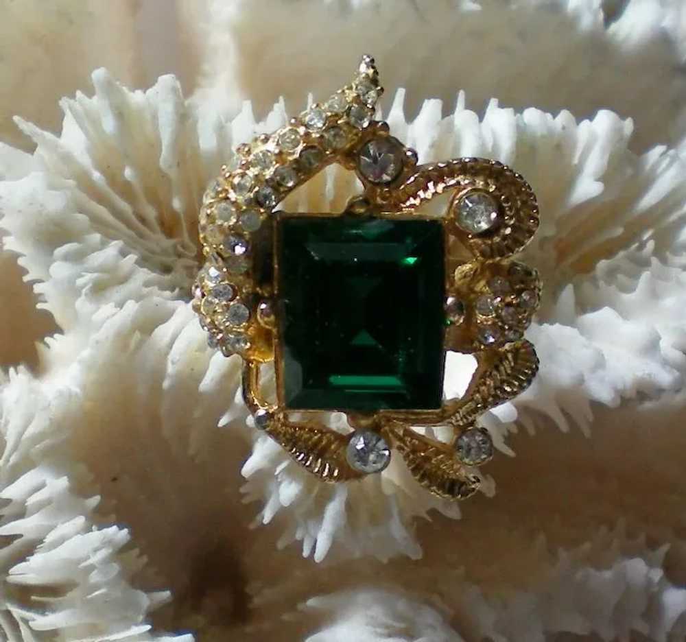 Emerald Green Stone Cocktail Ring - image 2