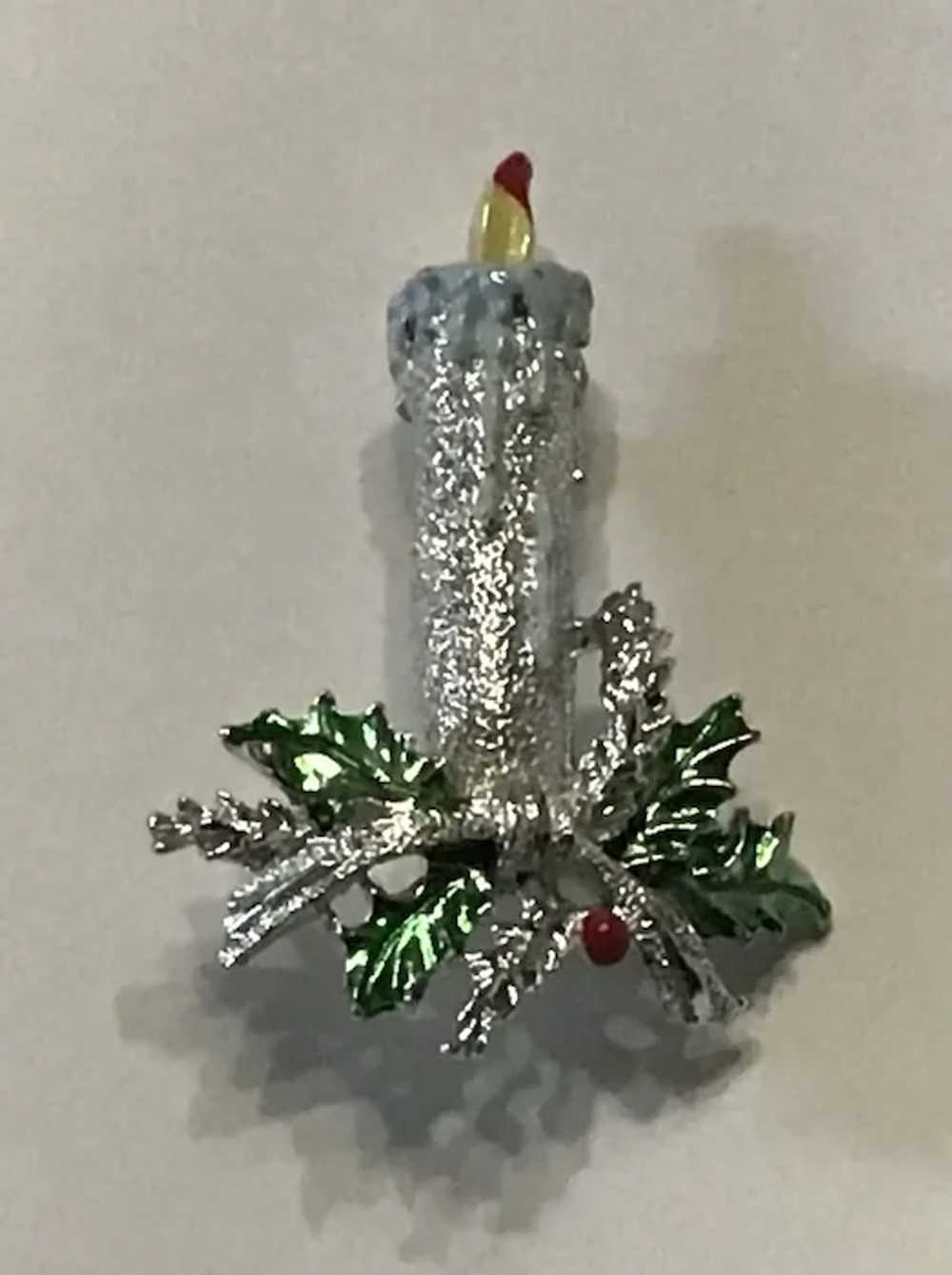 Gerry’s Shimmering Christmas Candle Pin - image 2
