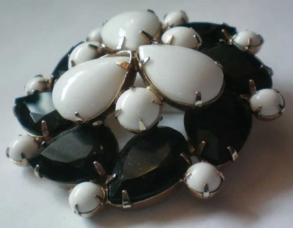 Milk Glass and Jet Black Layered Brooch - image 2