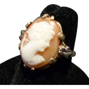 10K Beautifully Carved Cameo Ring Size 5 1/2 - image 1