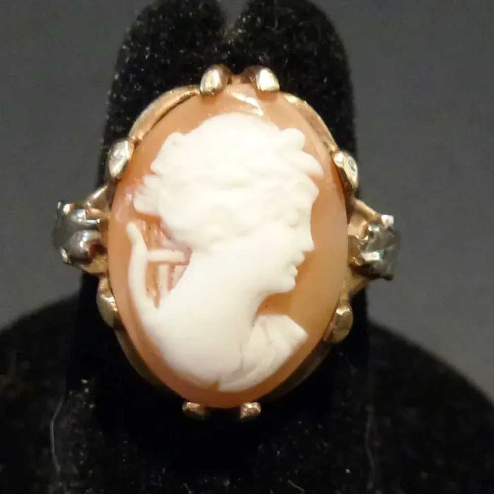 10K Beautifully Carved Cameo Ring Size 5 1/2 - image 2