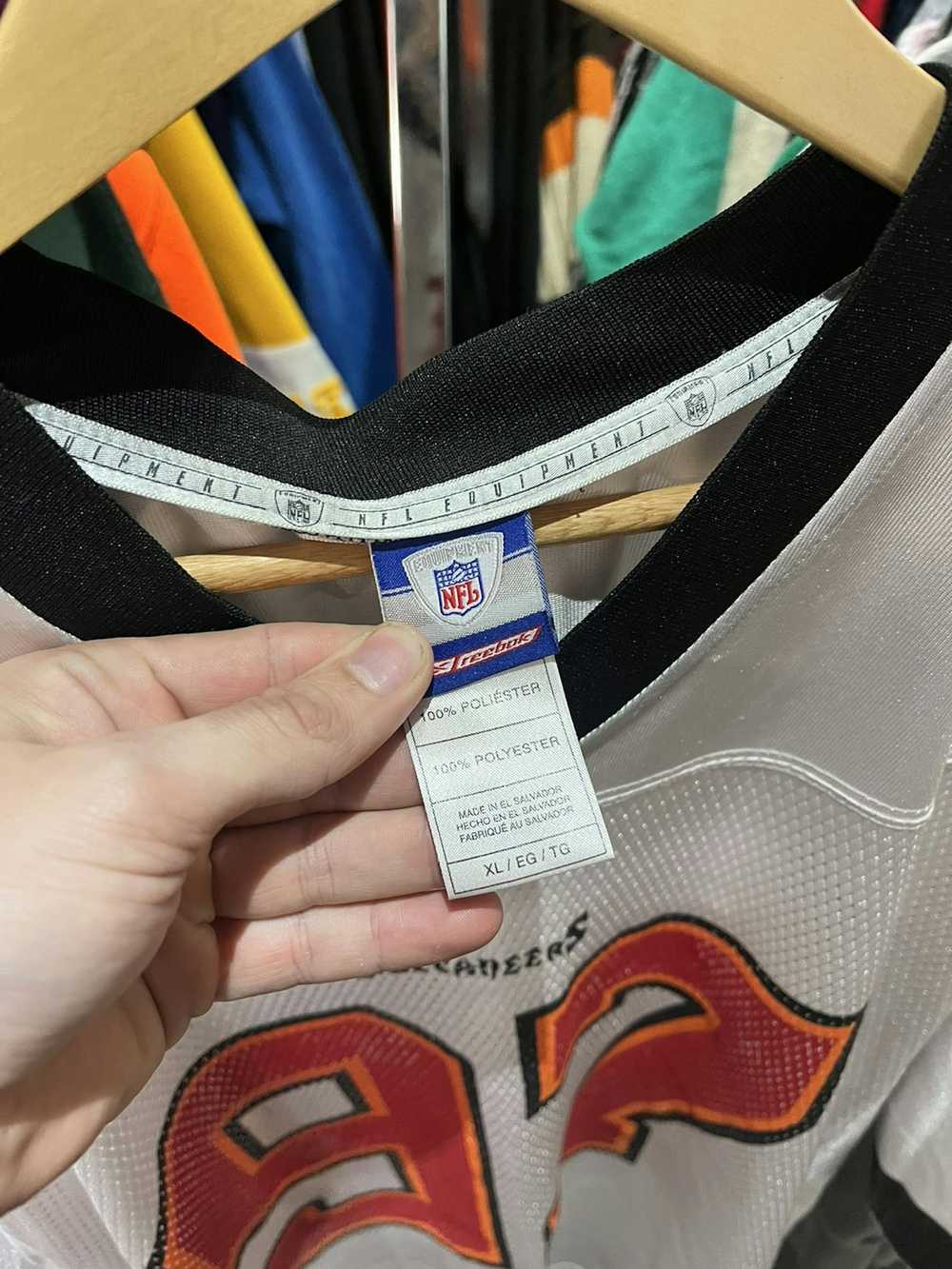 NFL × Reebok × Streetwear Tampa Bay Buccaneers Si… - image 4