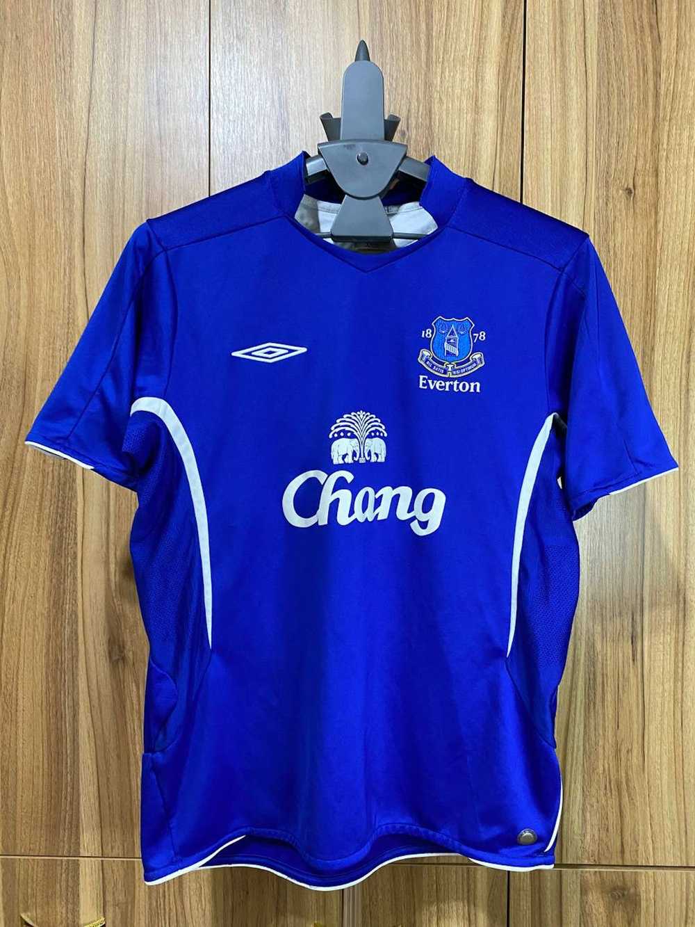 Soccer Jersey × Sportswear × Umbro Everton umbro … - image 1