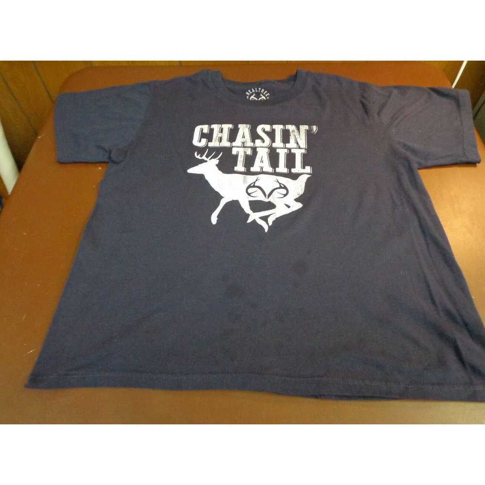 Vintage CHASIN' TAIL Realtree by Antler Creek T-S… - image 3