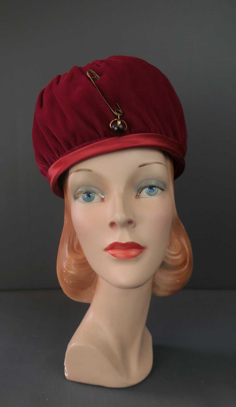 Vintage Dark Red Velvet Hat Toque with Safety Pin… - image 1