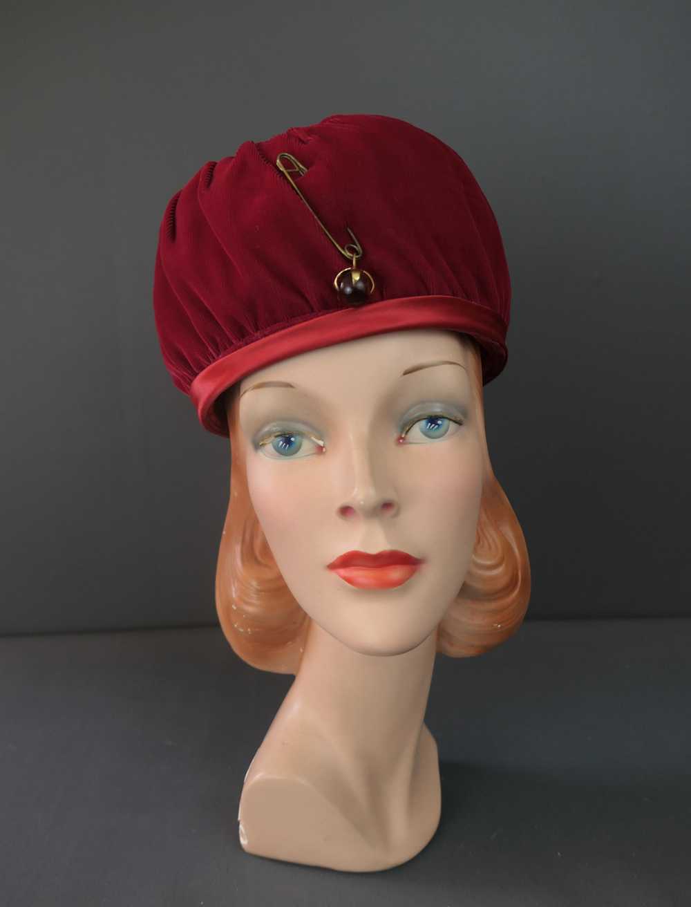 Vintage Dark Red Velvet Hat Toque with Safety Pin… - image 3