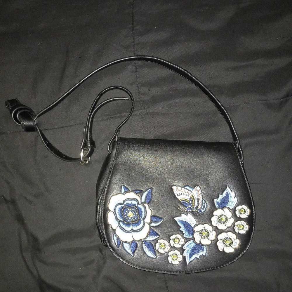 Black flower butterfly purse - image 2
