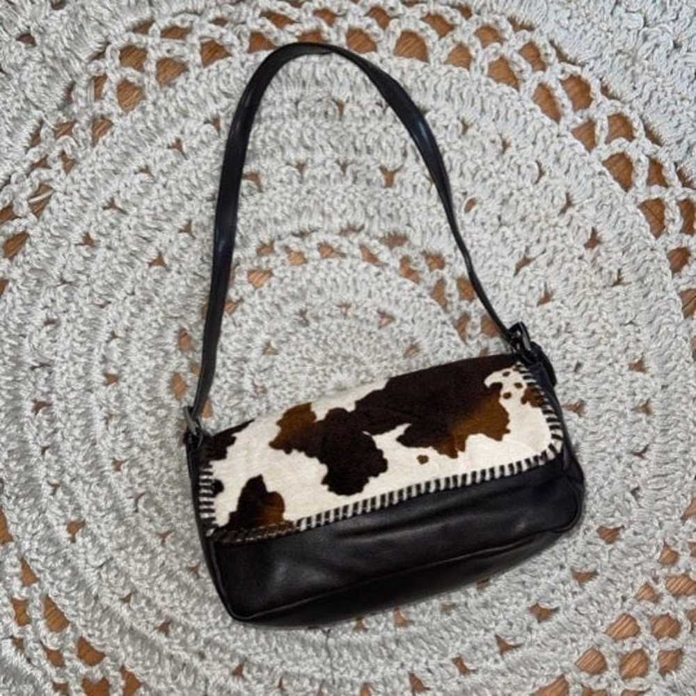 HPC3947 BLACK Cow Print Crossbody Bag W/Air Pod Purse - Clutch & Wallet
