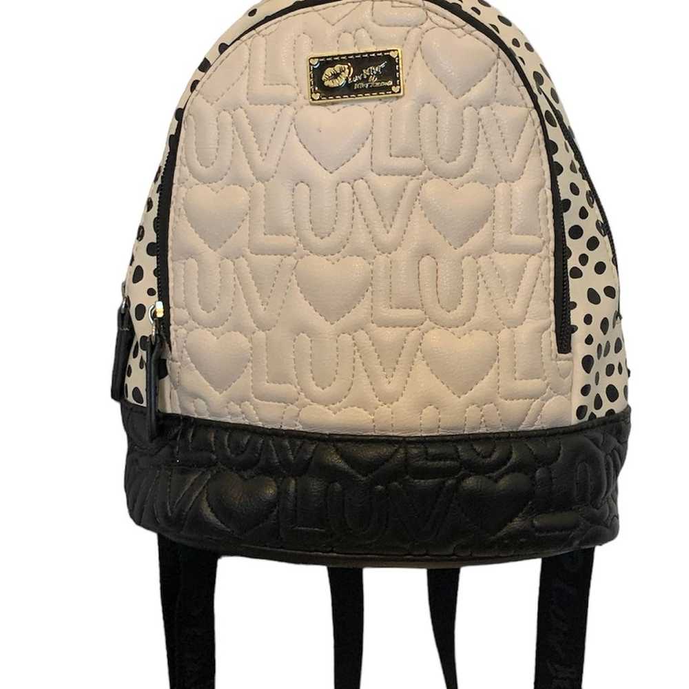 Betsey Johnson Black & White Quilted Backpack Pur… - image 1