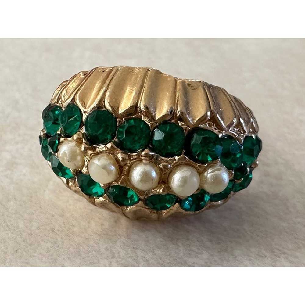 Vintage gold tone emerald green rhinestones faux … - image 1