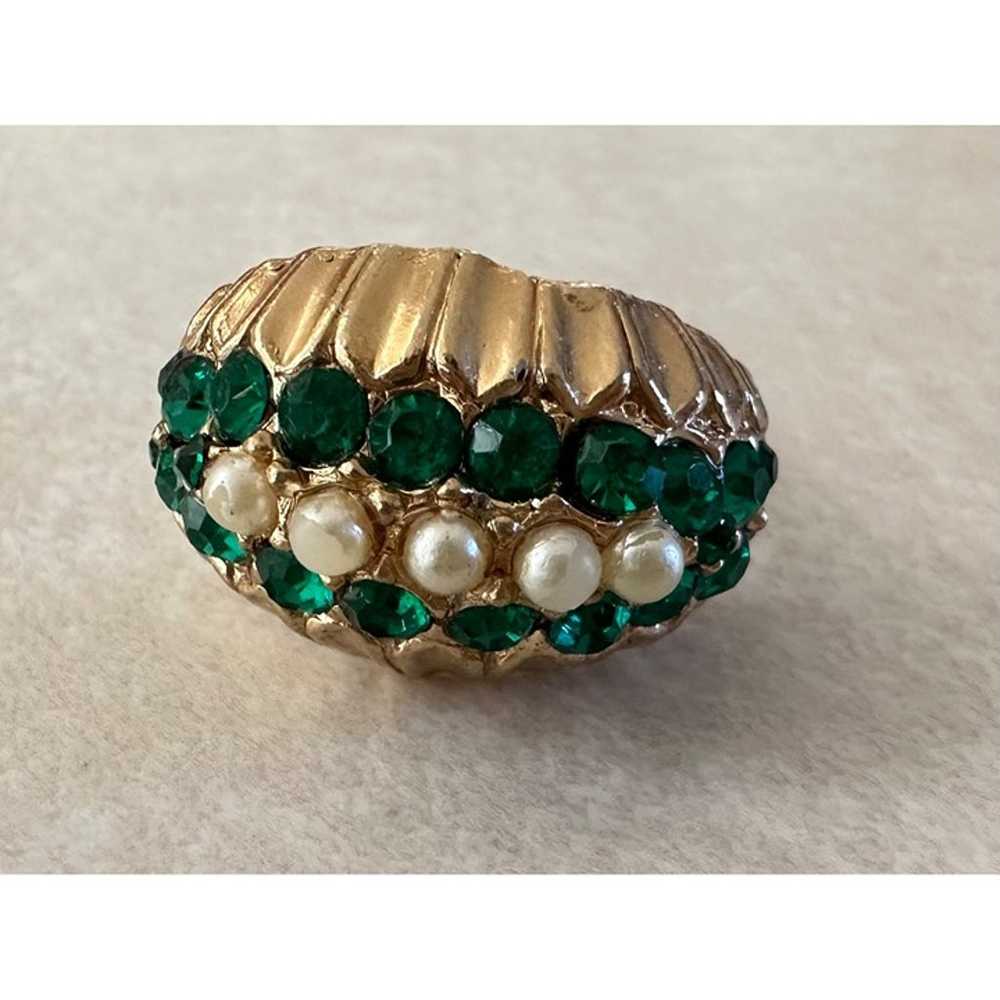Vintage gold tone emerald green rhinestones faux … - image 2