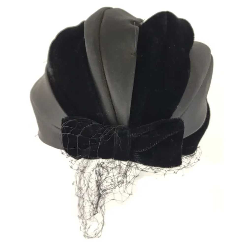 Vintage Early to Mid-Century Black Velvet and Sat… - image 2