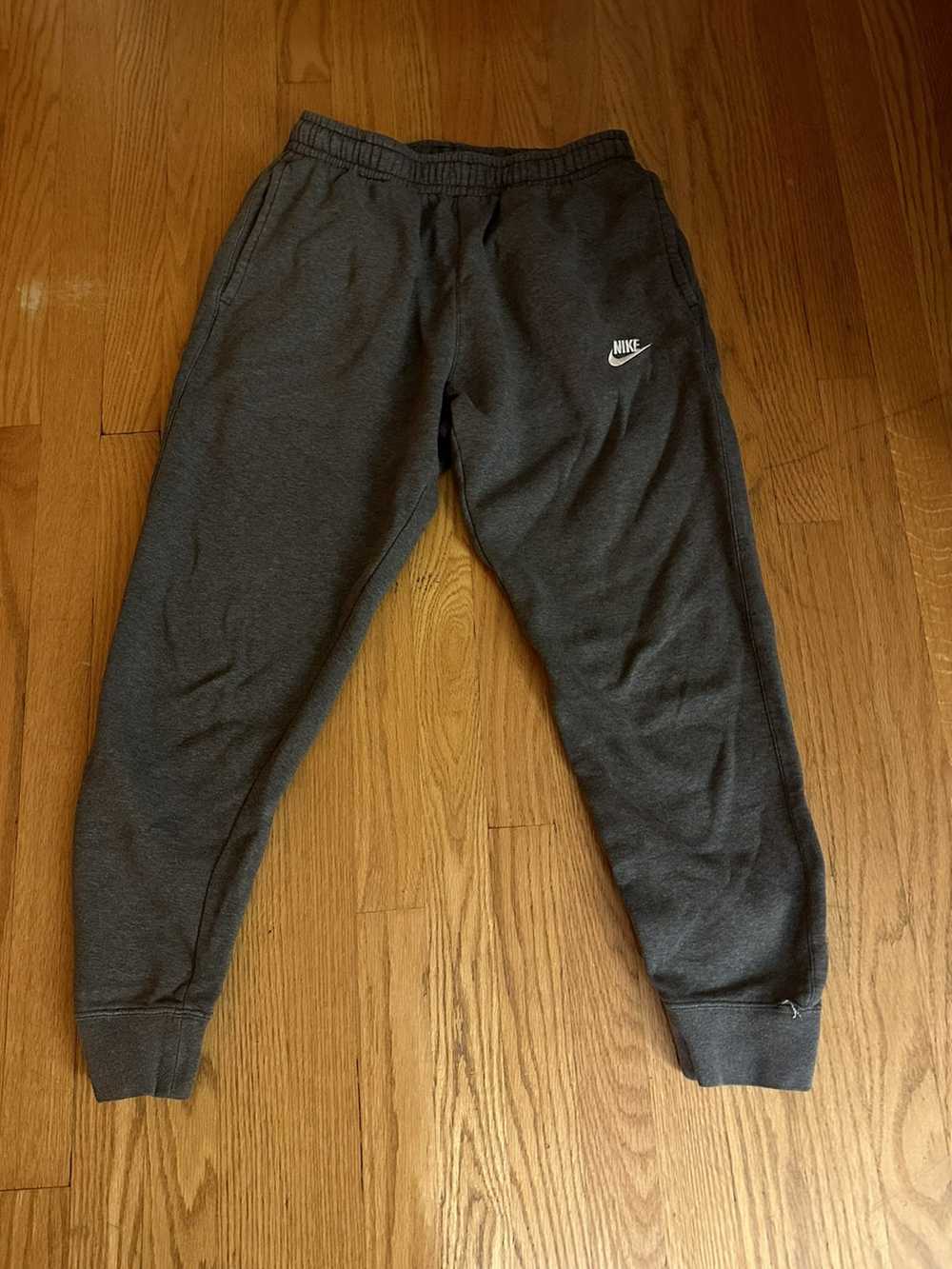 Nike Nike Sportswear Sweatpants (Medium) - image 1