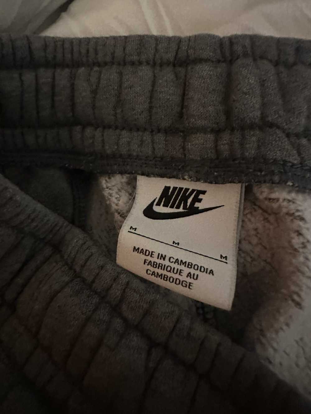 Nike Nike Sportswear Sweatpants (Medium) - image 3