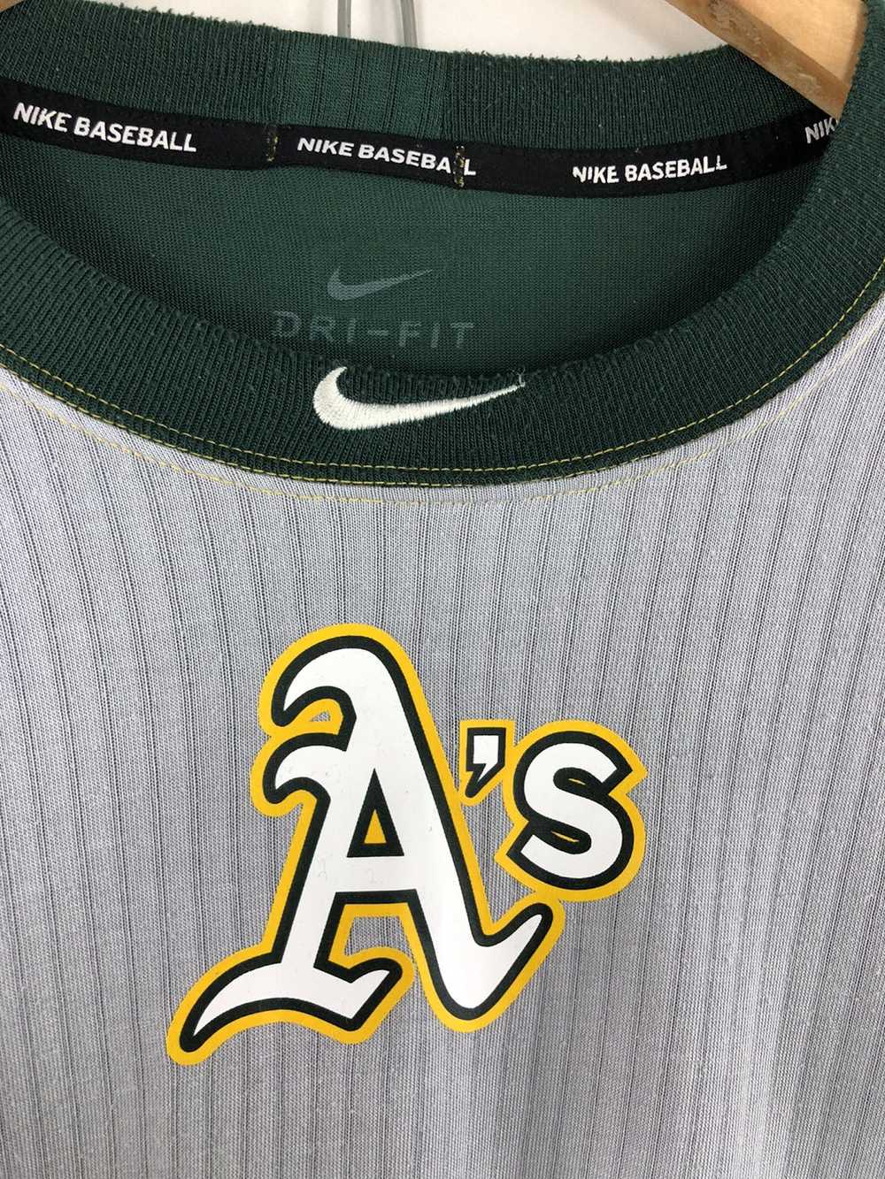 Nike × Streetwear × Vintage Oakland Athletics Lon… - image 5