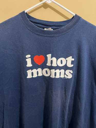 Streetwear × Vintage Hot moms tee