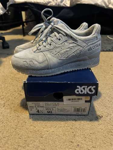 Asics reigning store champ grey