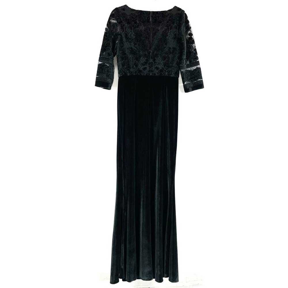New Marchesa Black Velvet Gown Cutwork Floral Emb… - image 9